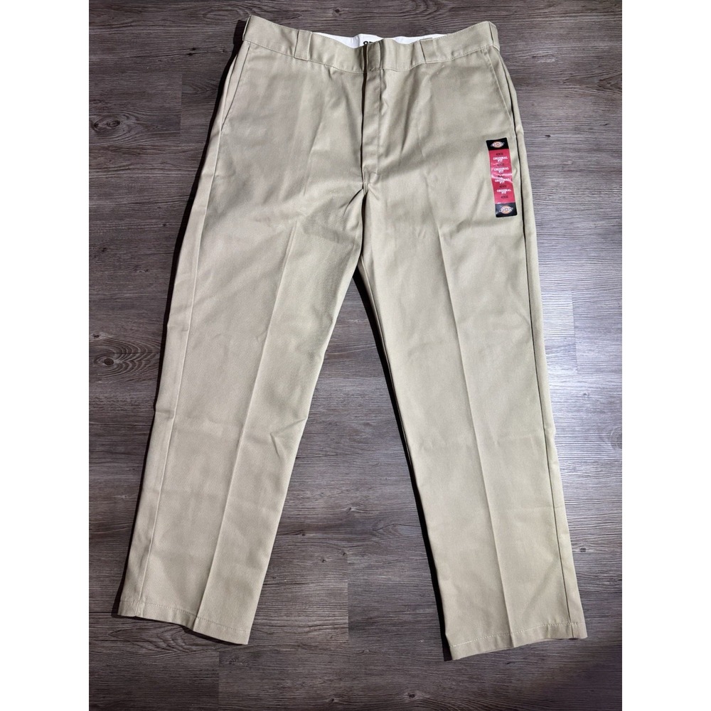 Dickies 874 Original Fit Work Pants Men 42x32 Khaki Beige Wrinkle Resistant NWT
